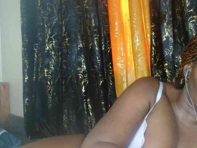 Sexxy-pretty24 webcam