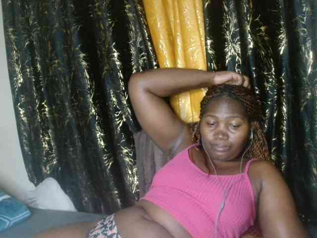 Sexxy-pretty24 webcam