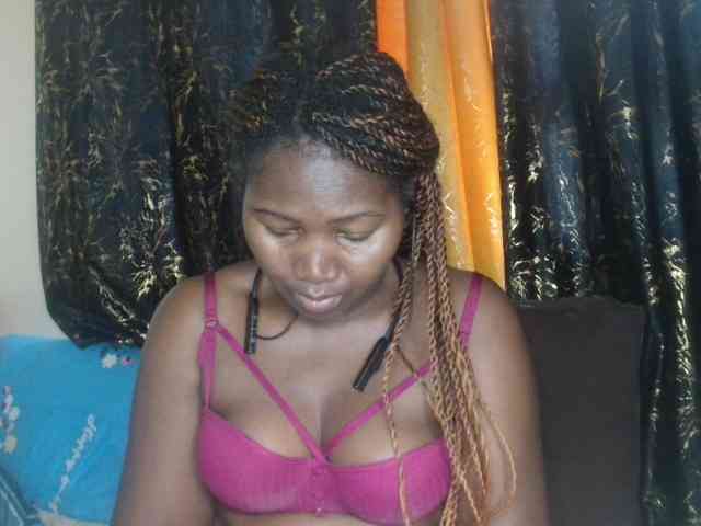 Sexxy-pretty24 webcam