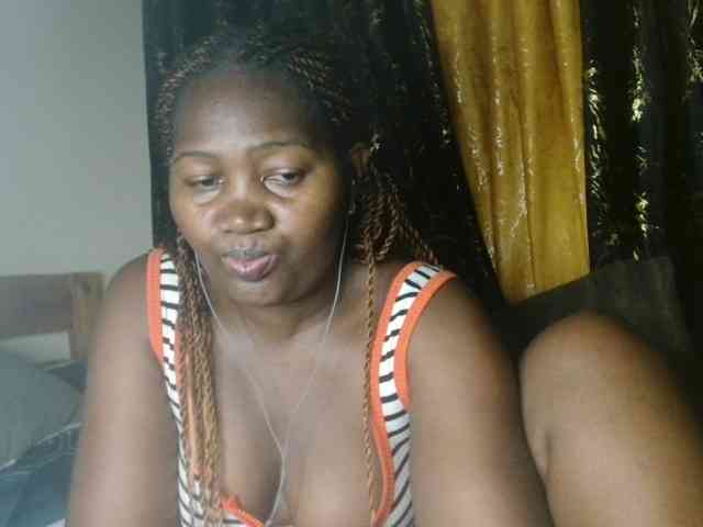 Sexxy-pretty24 webcam