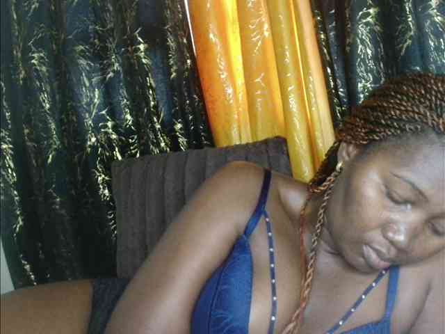 Sexxy-pretty24 webcam