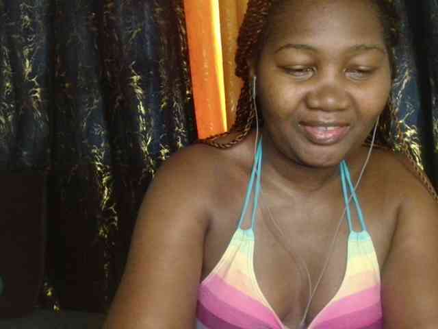 Sexxy-pretty24 webcam