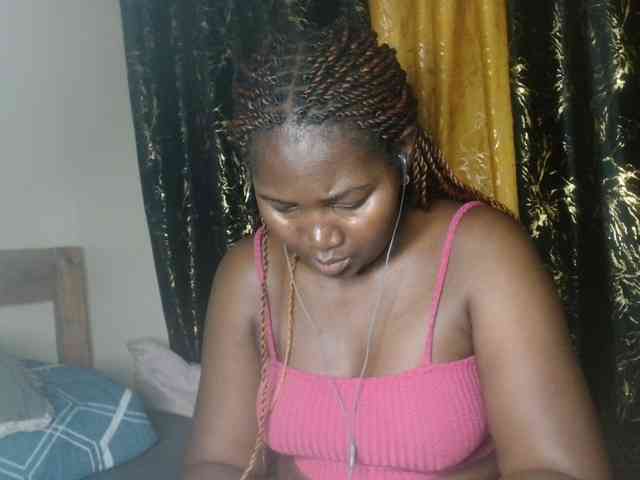 Sexxy-pretty24 webcam