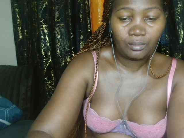 Sexxy-pretty24 webcam