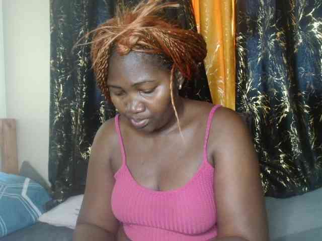 Sexxy-pretty24 webcam