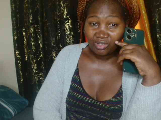 Sexxy-pretty24 webcam