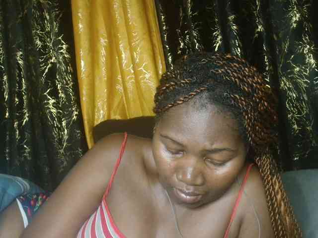 Sexxy-pretty24 webcam