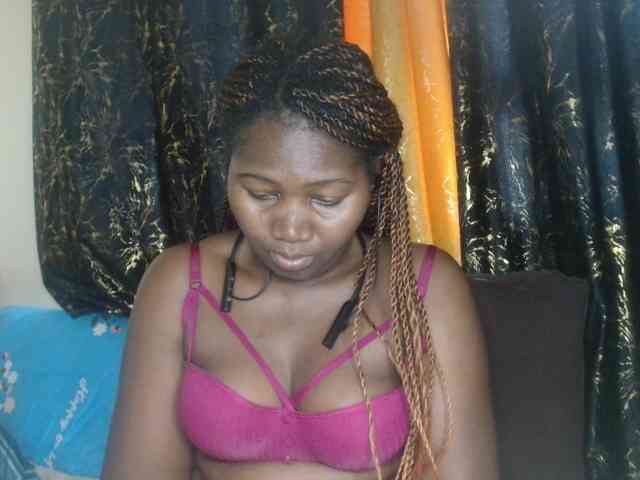 Sexxy-pretty24 webcam