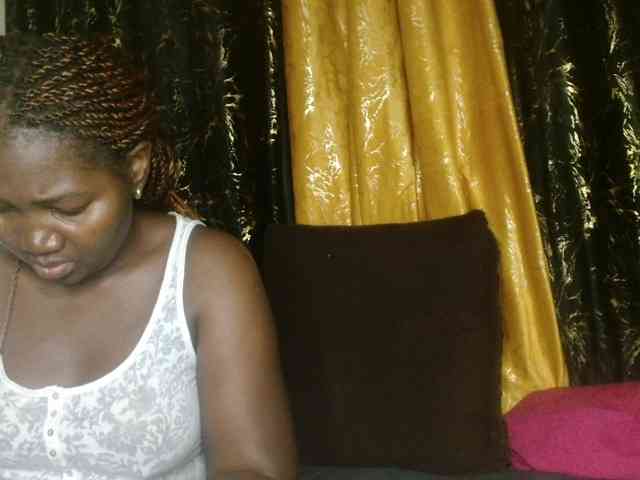 Sexxy-pretty24 webcam