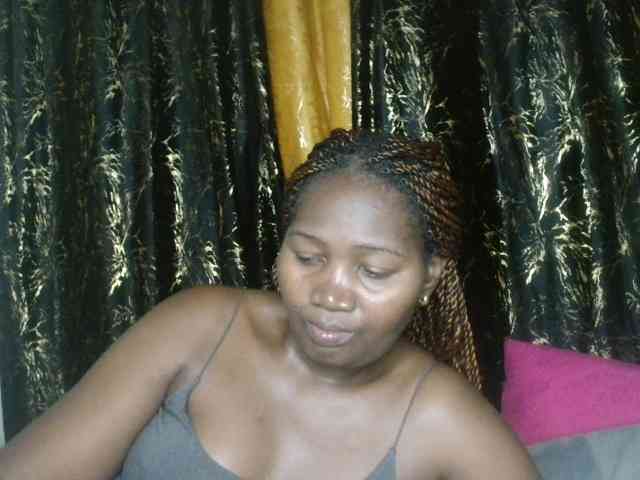 Sexxy-pretty24 webcam