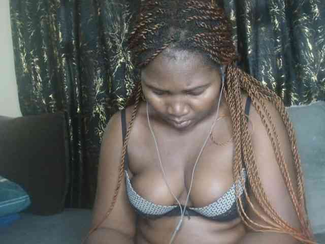 Sexxy-pretty24 webcam