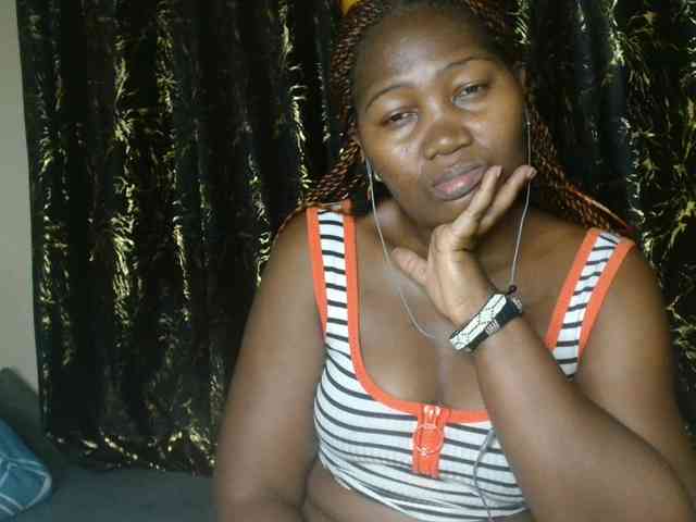 Sexxy-pretty24 webcam