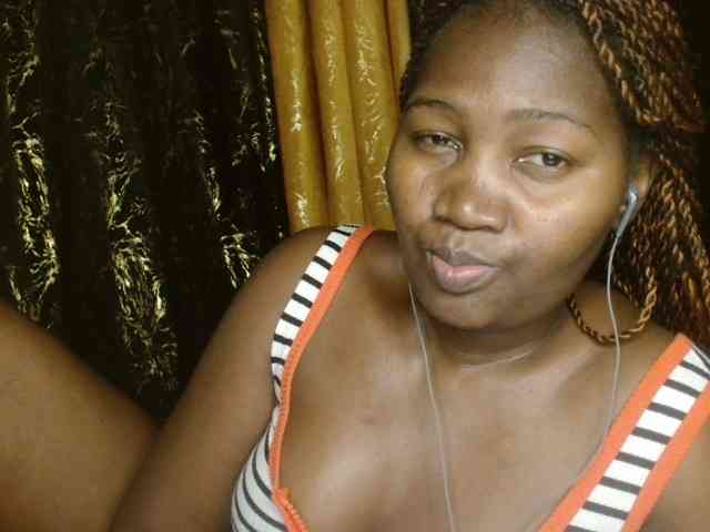 Sexxy-pretty24 webcam