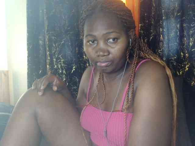 Sexxy-pretty24 webcam