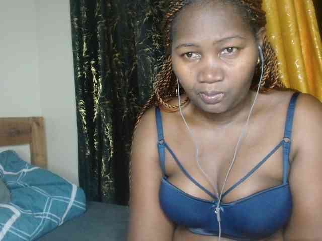 Sexxy-pretty24 webcam