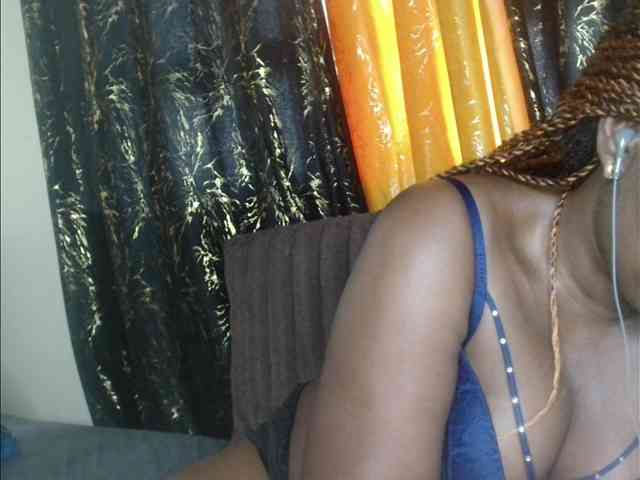 Sexxy-pretty24 webcam