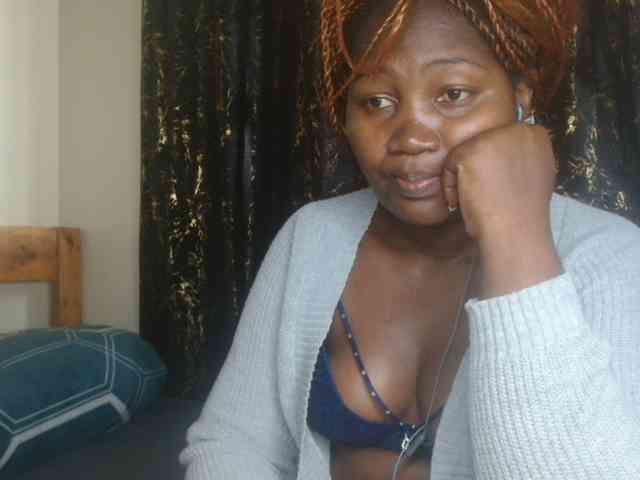Sexxy-pretty24 webcam