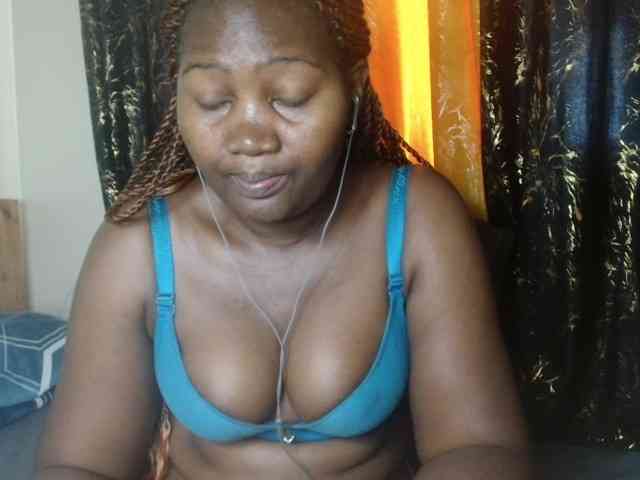 Sexxy-pretty24 webcam