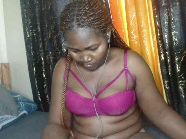 Sexxy-pretty24 webcam