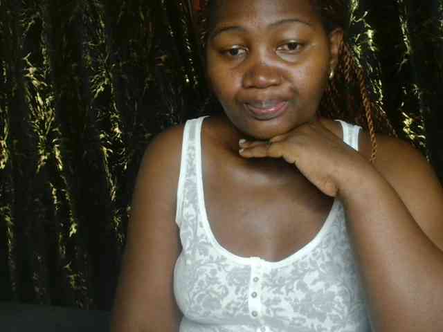 Sexxy-pretty24 webcam