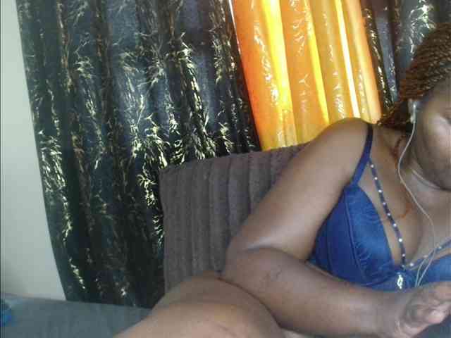 Sexxy-pretty24 webcam