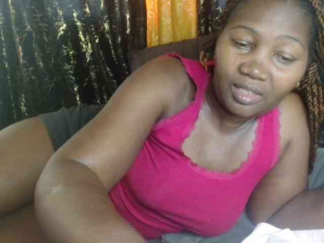 Sexxy-pretty24 webcam