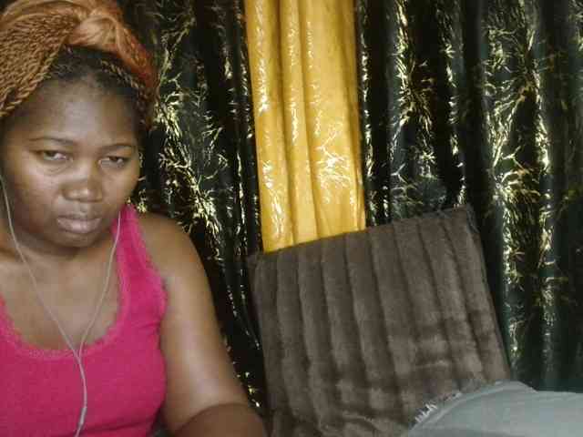 Sexxy-pretty24 webcam