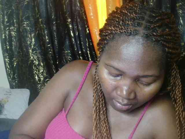 Sexxy-pretty24 webcam