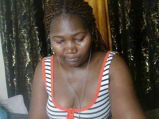 Sexxy-pretty24 webcam