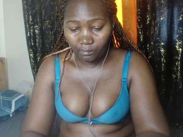 Sexxy-pretty24 webcam