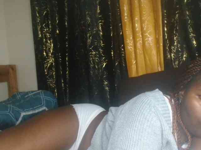 Sexxy-pretty24 webcam