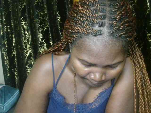 Sexxy-pretty24 webcam