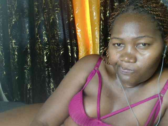 Sexxy-pretty24 webcam