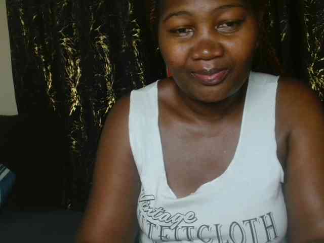 Sexxy-pretty24 webcam