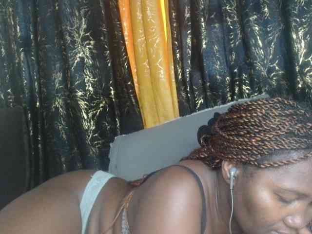 Sexxy-pretty24 webcam