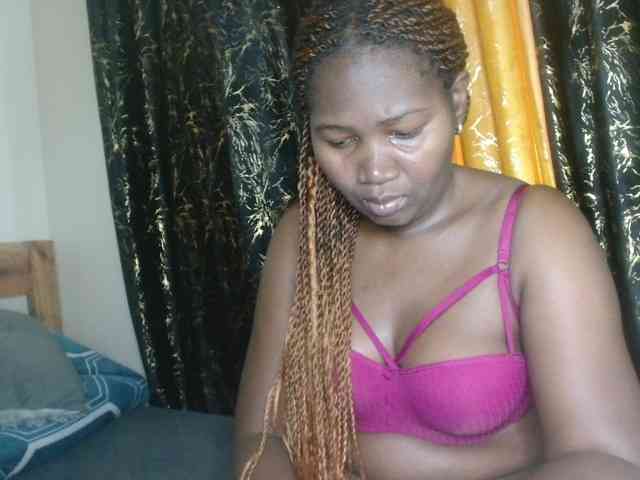 Sexxy-pretty24 webcam