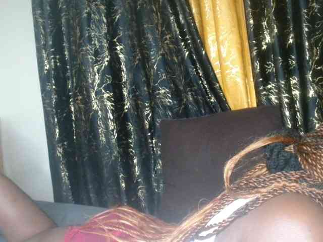 Sexxy-pretty24 webcam