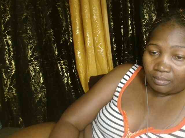 Sexxy-pretty24 webcam