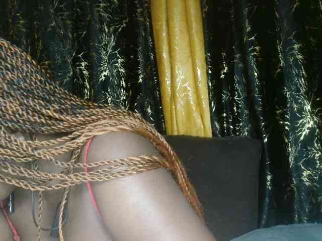 Sexxy-pretty24 webcam