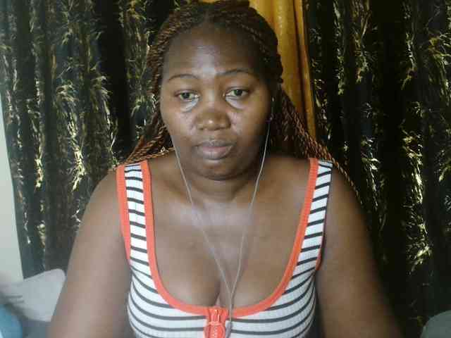 Sexxy-pretty24 webcam