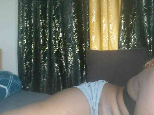Sexxy-pretty24 webcam