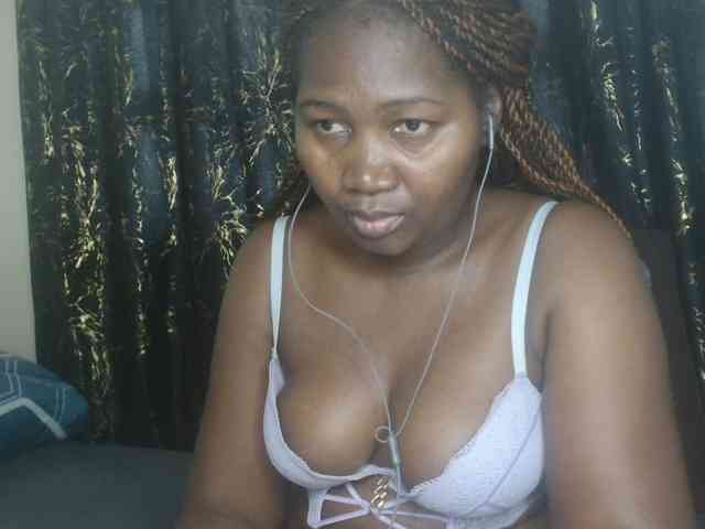 Sexxy-pretty24 webcam