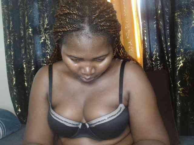 Sexxy-pretty24 Live Webcam on BongaCams