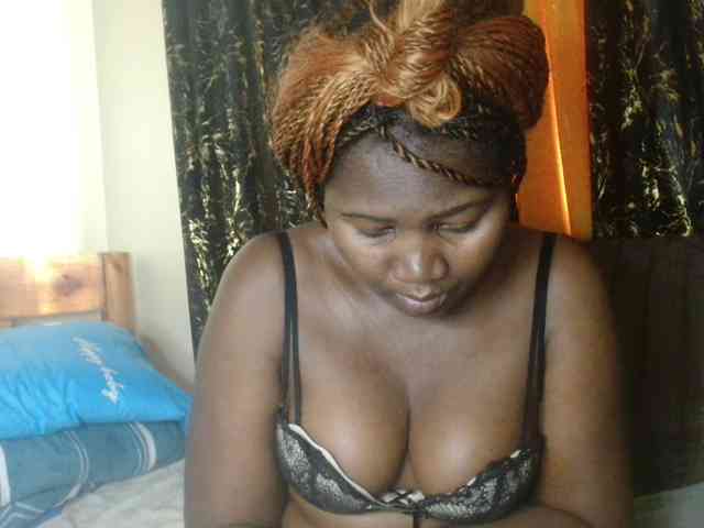 Sexxy-pretty24 webcam