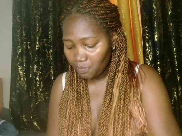 Sexxy-pretty24 webcam