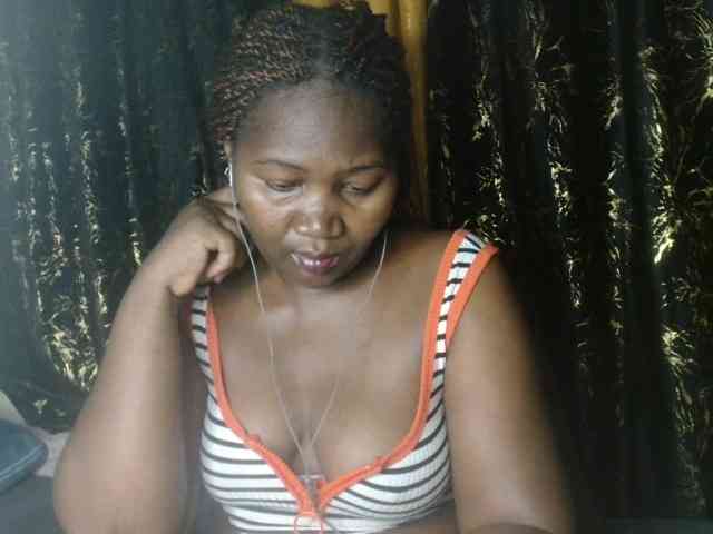 Sexxy-pretty24 webcam