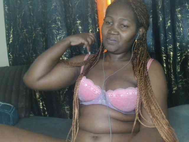Sexxy-pretty24 webcam