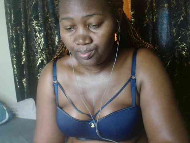 Sexxy-pretty24 webcam