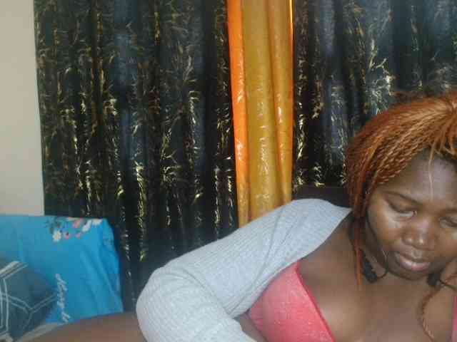 Sexxy-pretty24 webcam