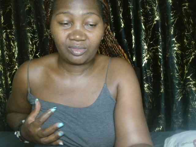 Sexxy-pretty24 webcam